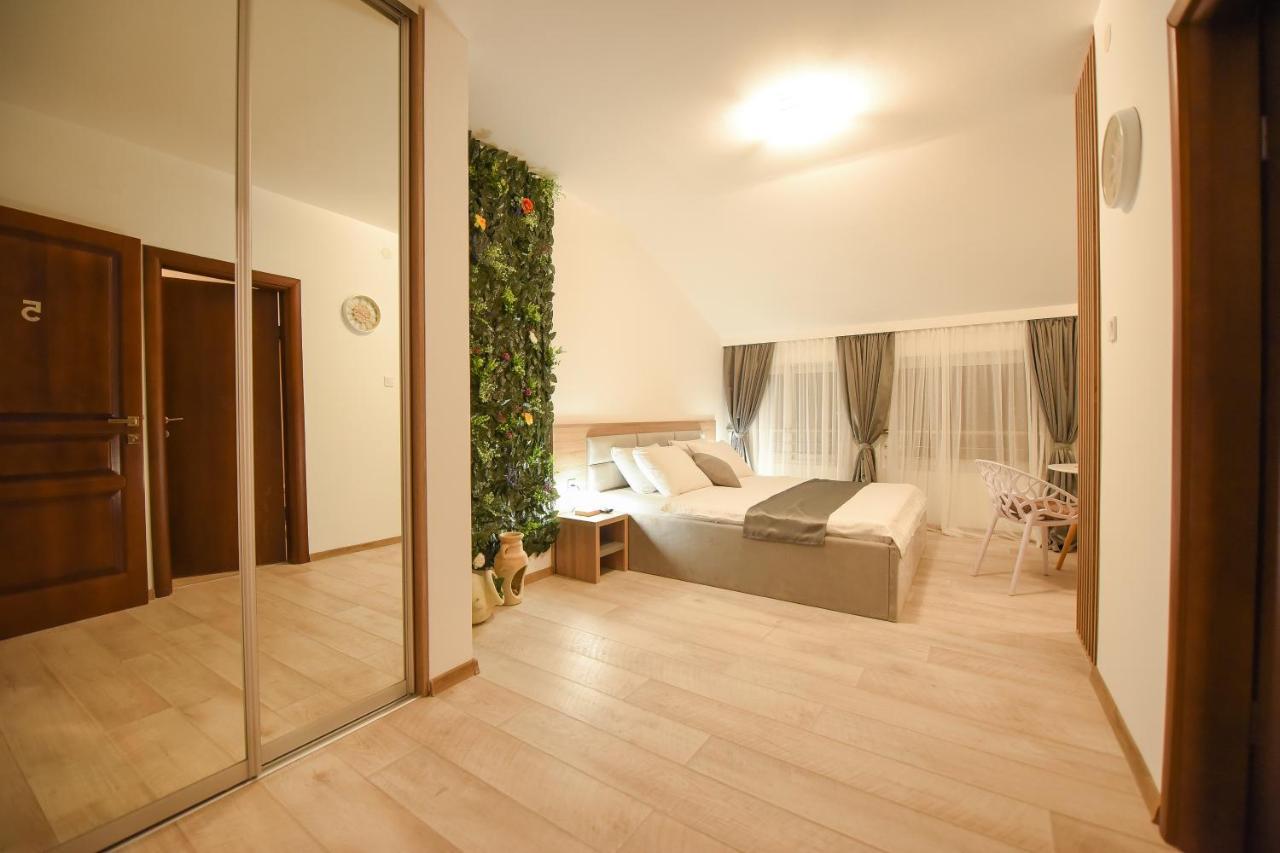 Korzo Apartmani Podgorica Exterior photo